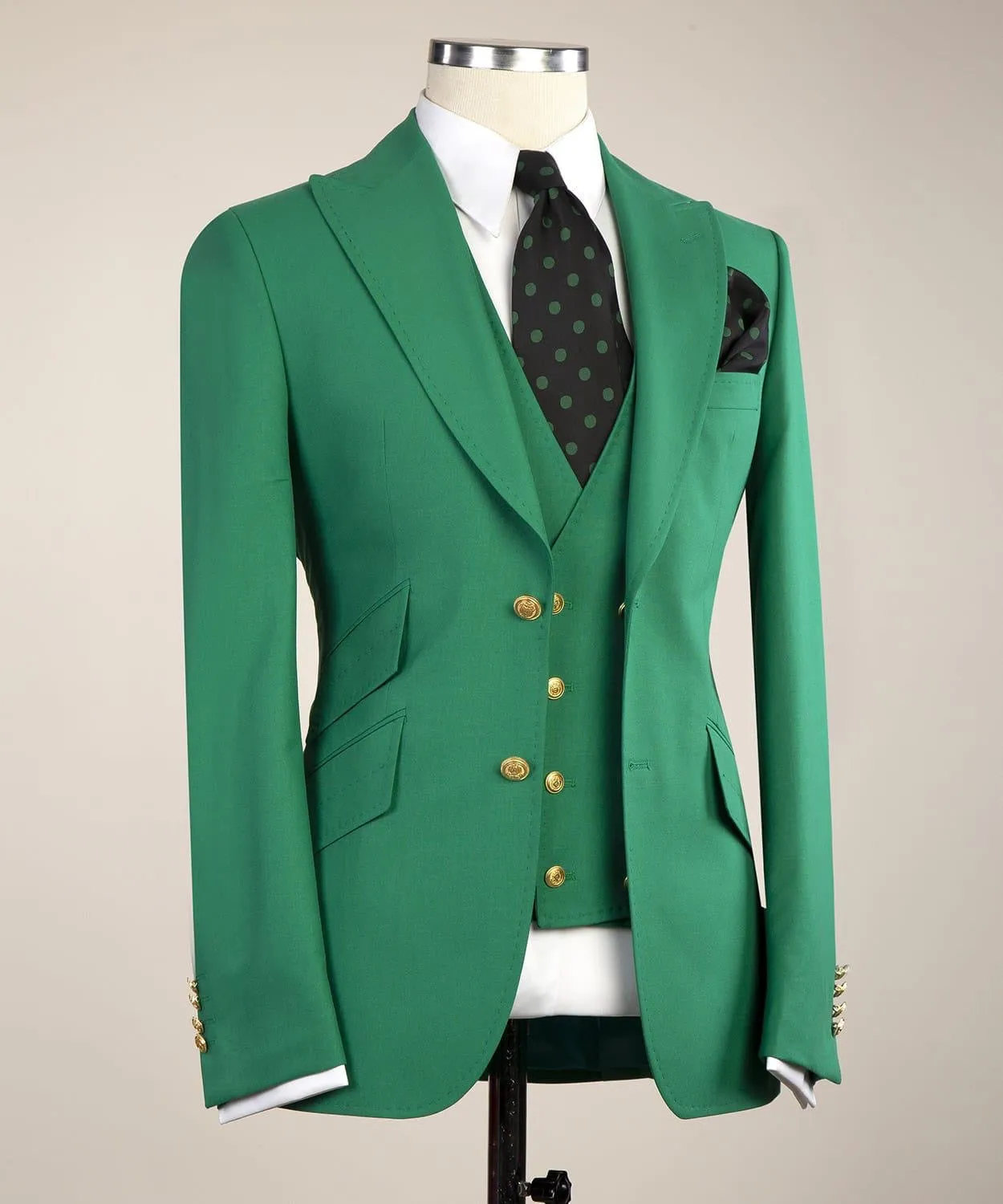 Latest Design Green Peak Lapel Slim Fit Stylish Prom Men’s Suits