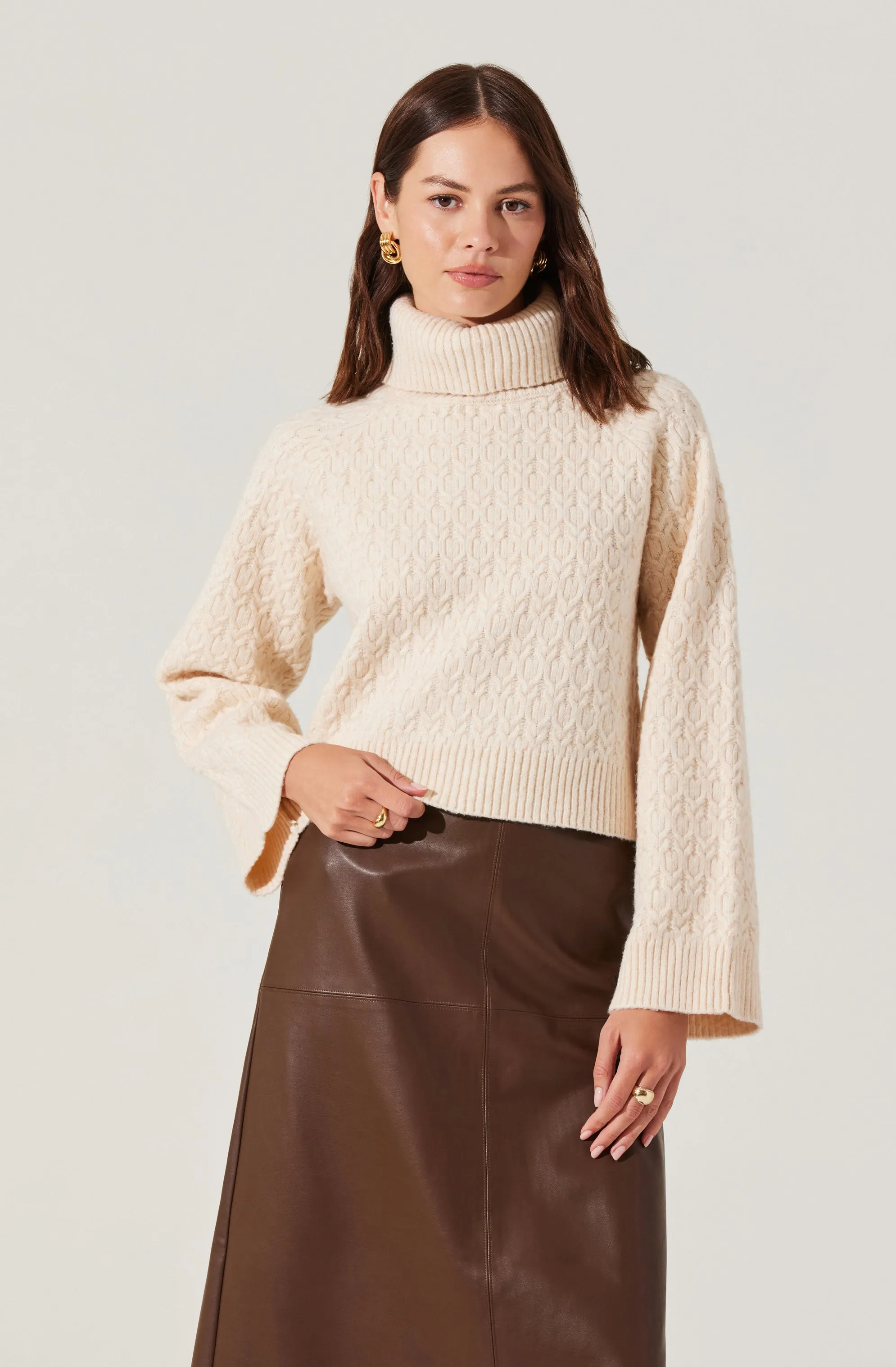 Textured Boxy Turtleneck Sweater