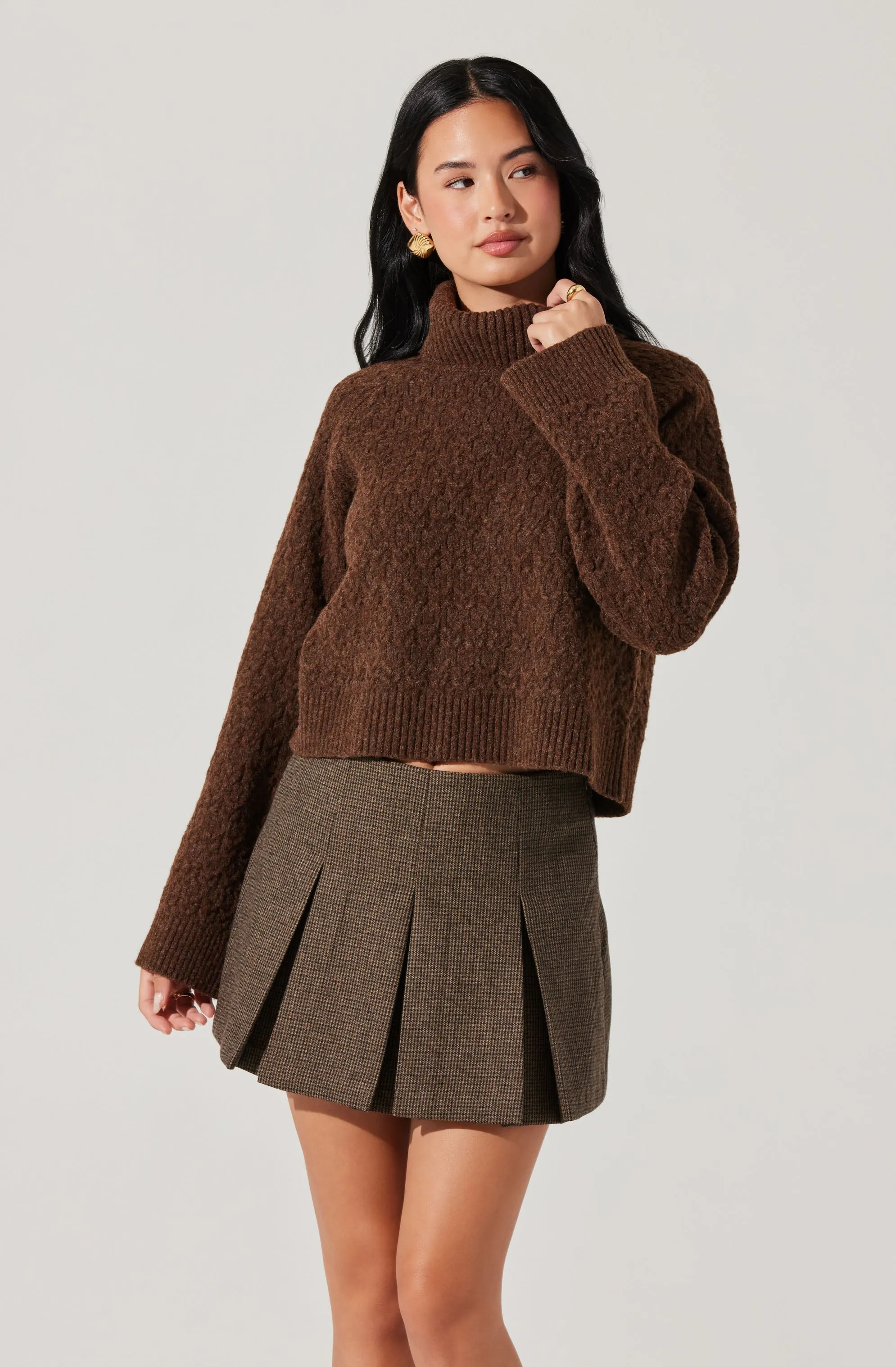 Textured Boxy Turtleneck Sweater