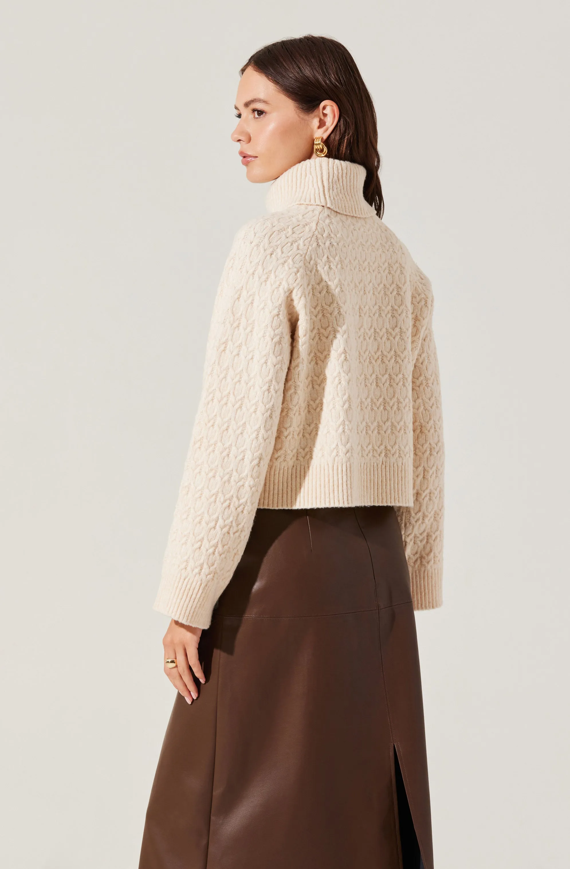 Textured Boxy Turtleneck Sweater